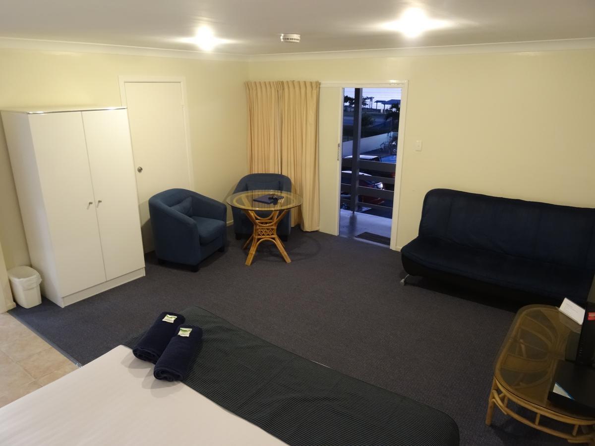 Chinderah Motel Екстер'єр фото